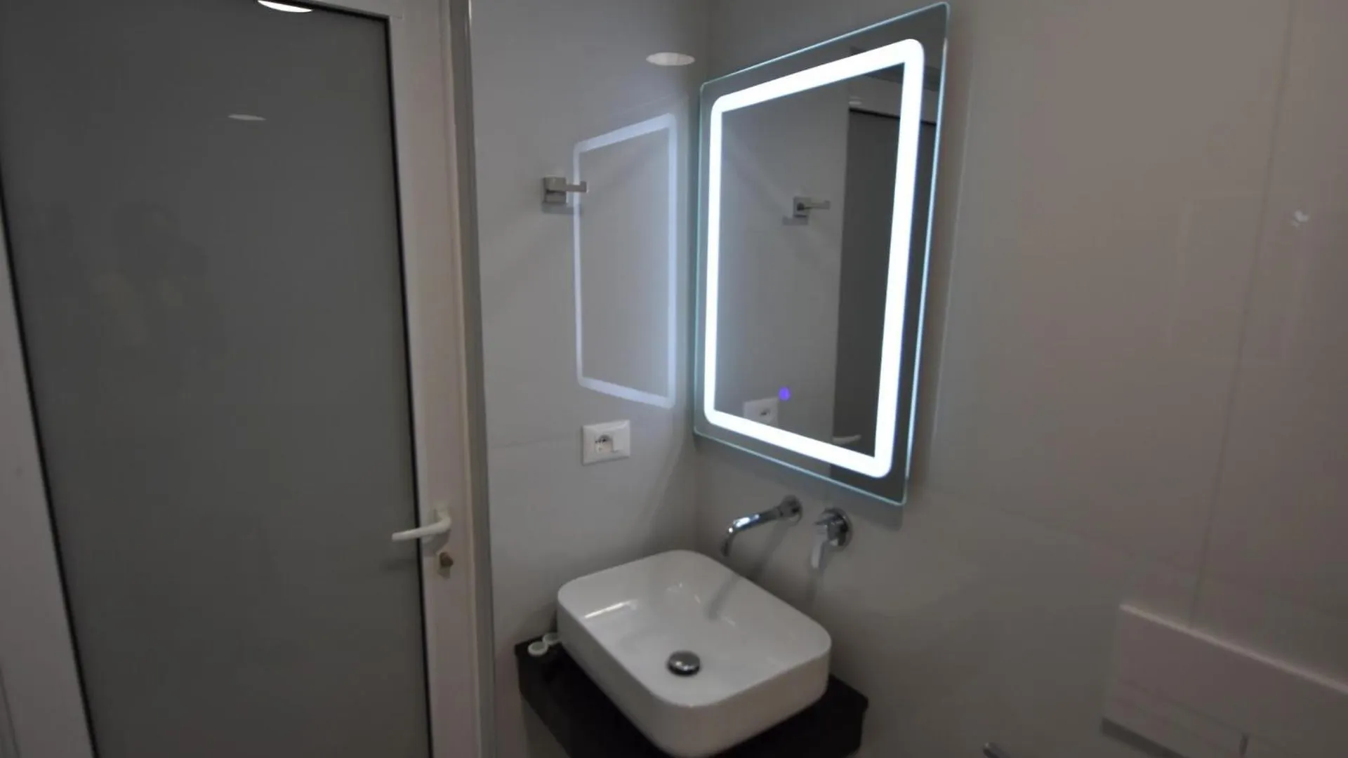 Agimi Boutique Hotel Ksamil Arnavutluk